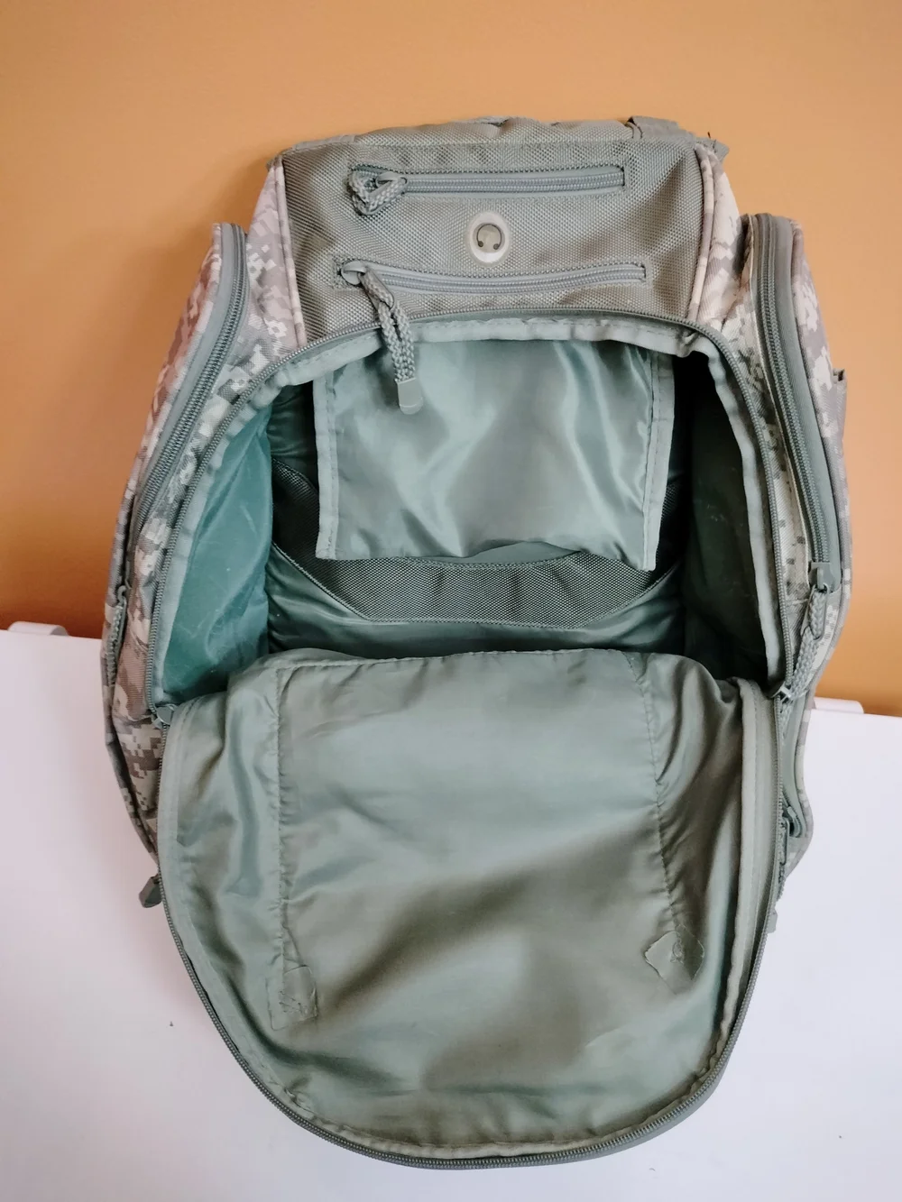 US Military MOLLE ACU Digital Camo 3-Day Assault Backpack Tactical Army Issue